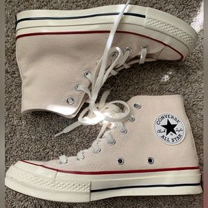 Converse Chuck 70 Vintage Canvas High-Top Sneakers - Unisex Size 7 Women/ 5 Male